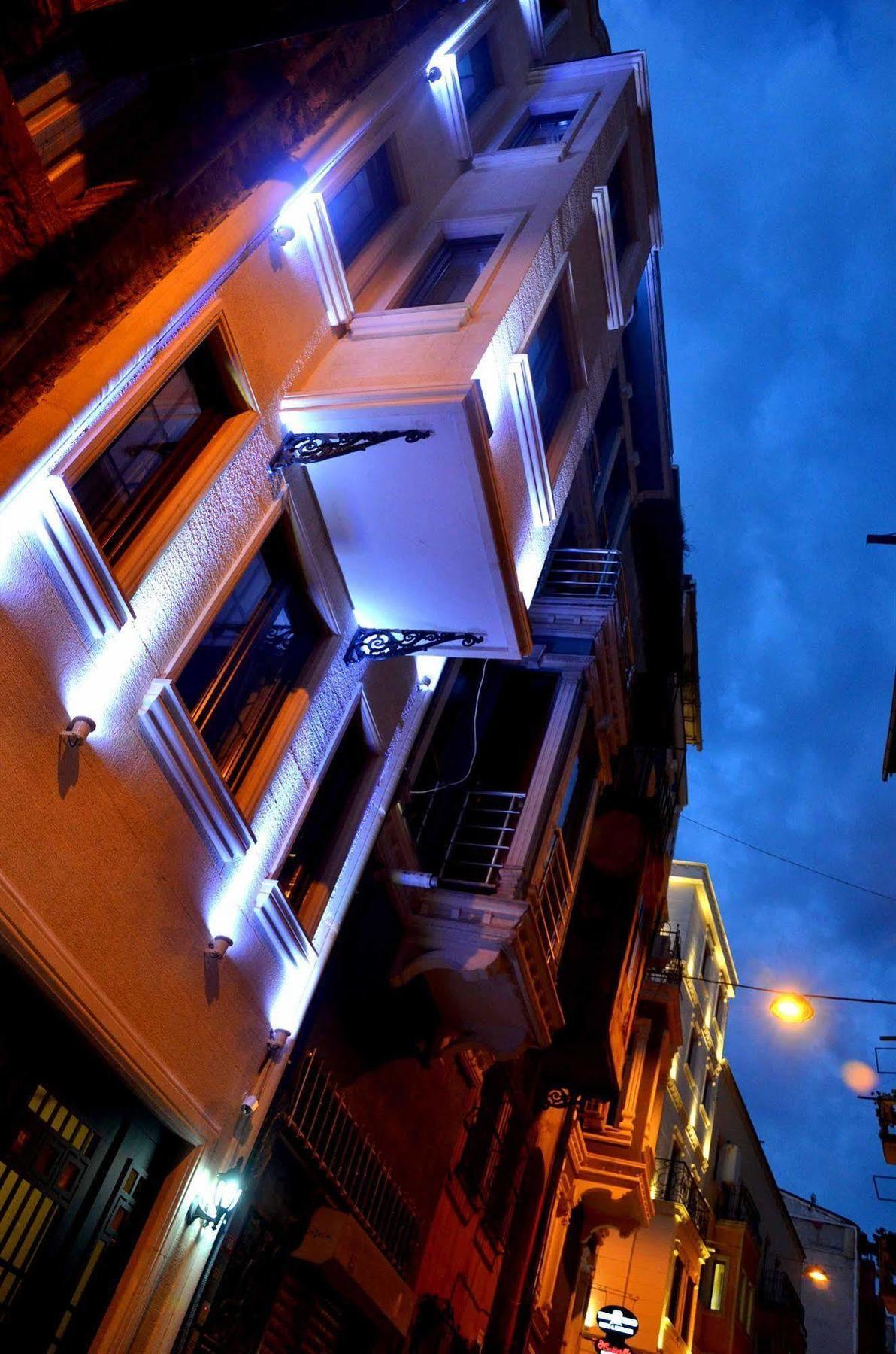 เอ พลัส เรสซิเดนซ์ Hotel อิสตันบูล ภายนอก รูปภาพ